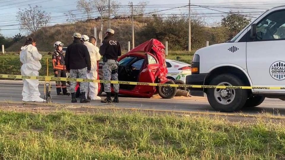 Trágico accidente vehicular: Automóviles colisionan en carretera y dejan una víctima mortal