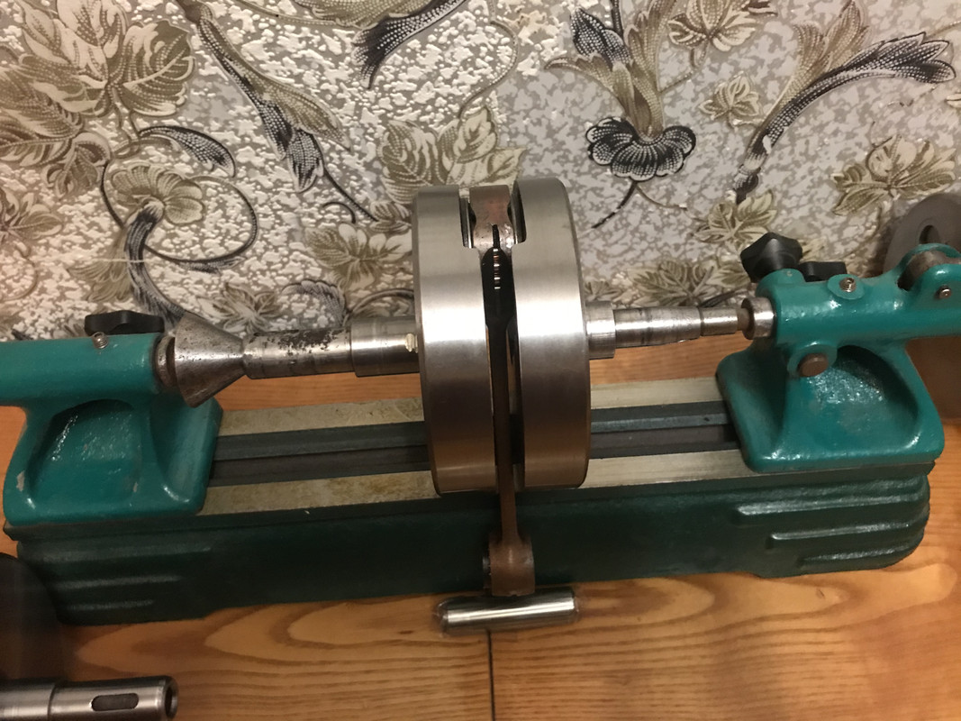 87E5D027-69CC-40FD-AB01-9302D0F99B3F