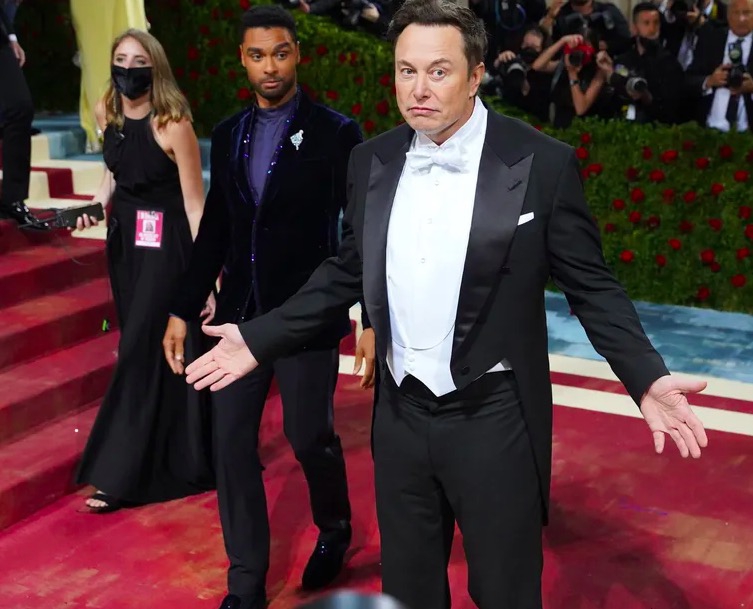 Elon Musk mantiene que gobiernos y corporaciones deberían pagar por usar Twitter