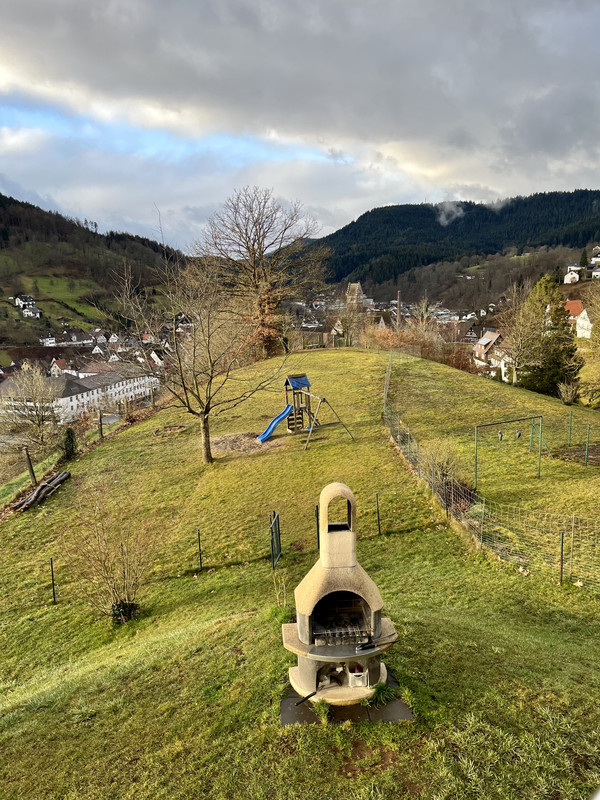 A76BB138-6EEF-49AF-A4BE-052D478DE03A