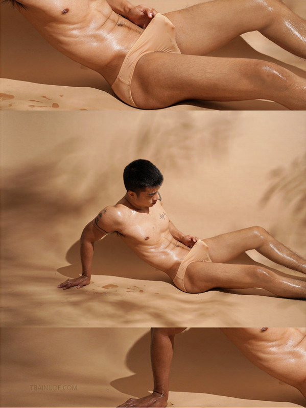 B Photobook 01 - Trai trẻ xăm mình quyến rũ