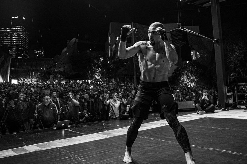 Робърт Уитакър иска да се бие през февруари 2024 г.