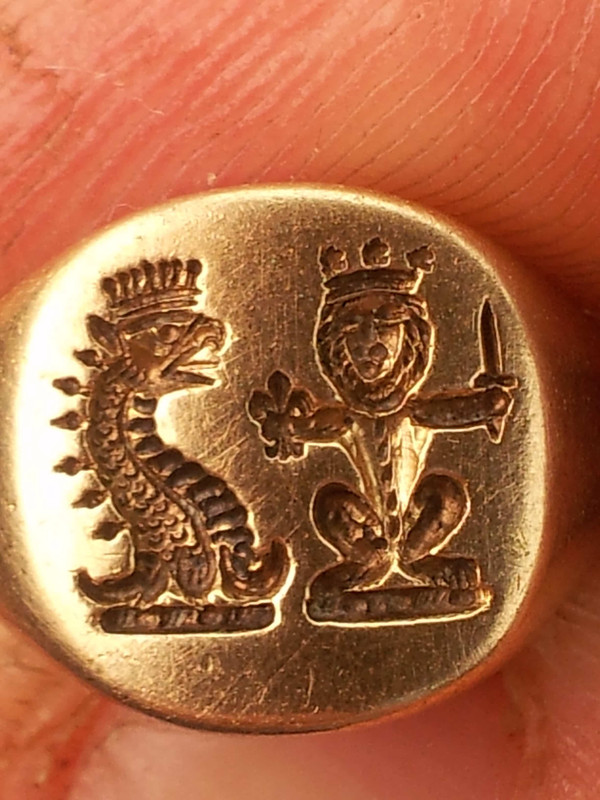 Seal ring