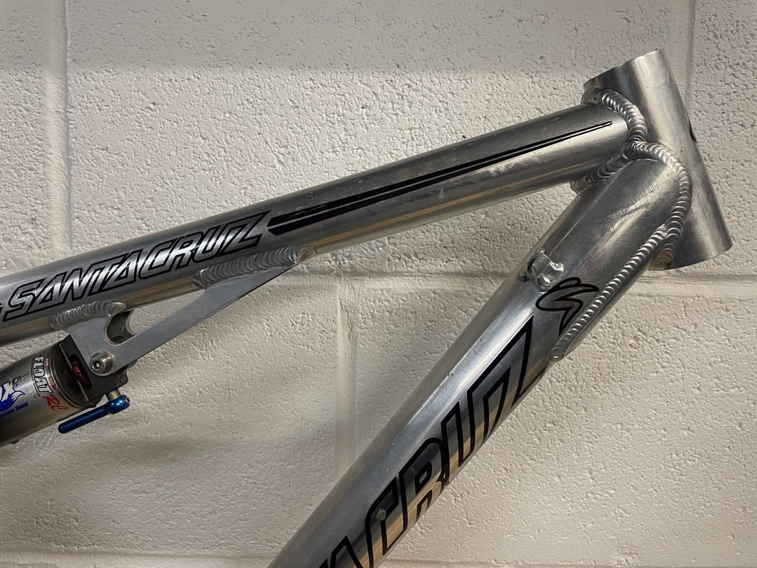 7542D73B-F5B8-4706-AF25-F392496FBEF6