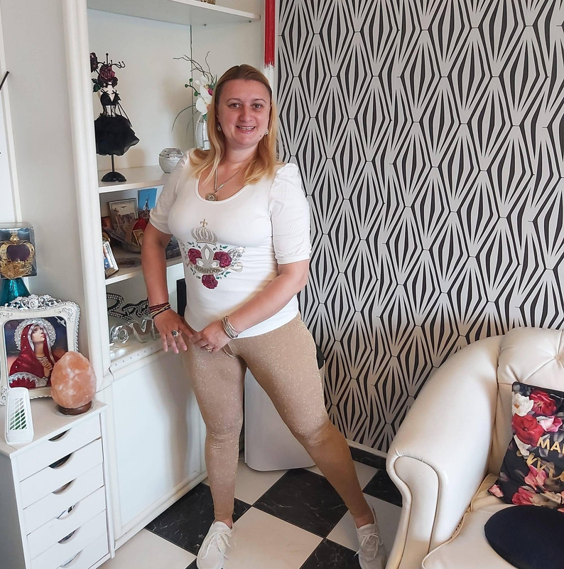 B3833E6D-F436-41B0-9856-B24735568ECE