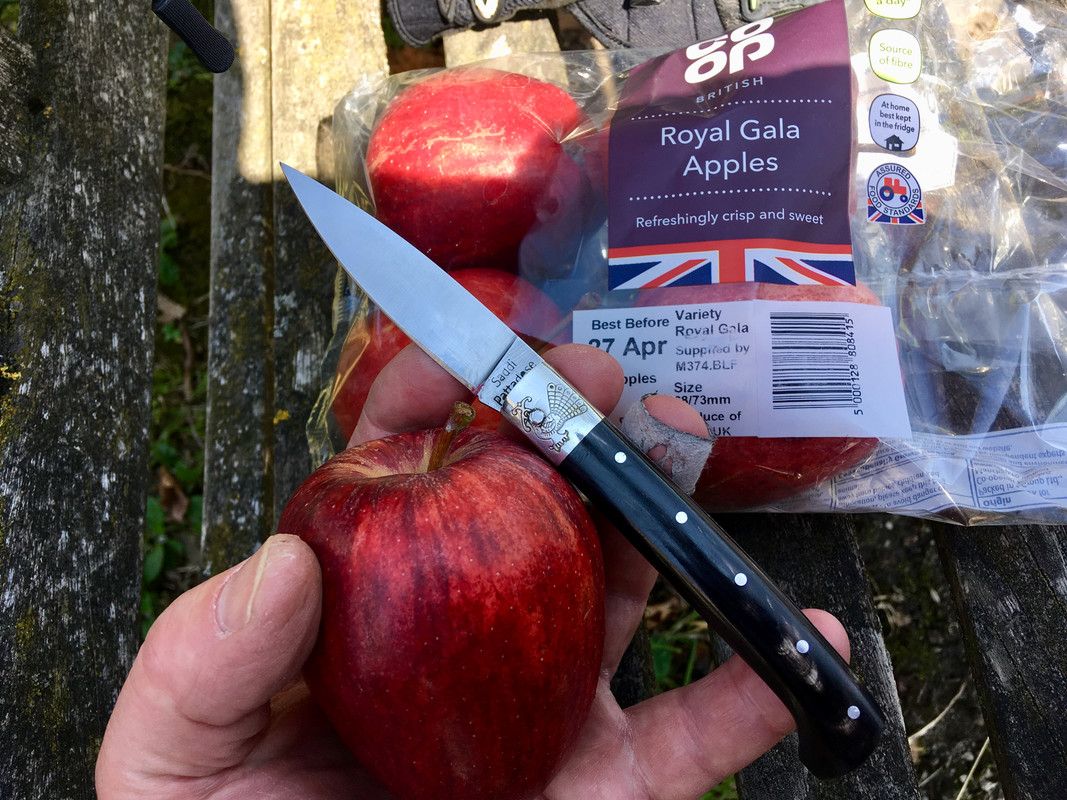 AEEE8E4C-57AC-4F56-9130-6528FACEE8CB