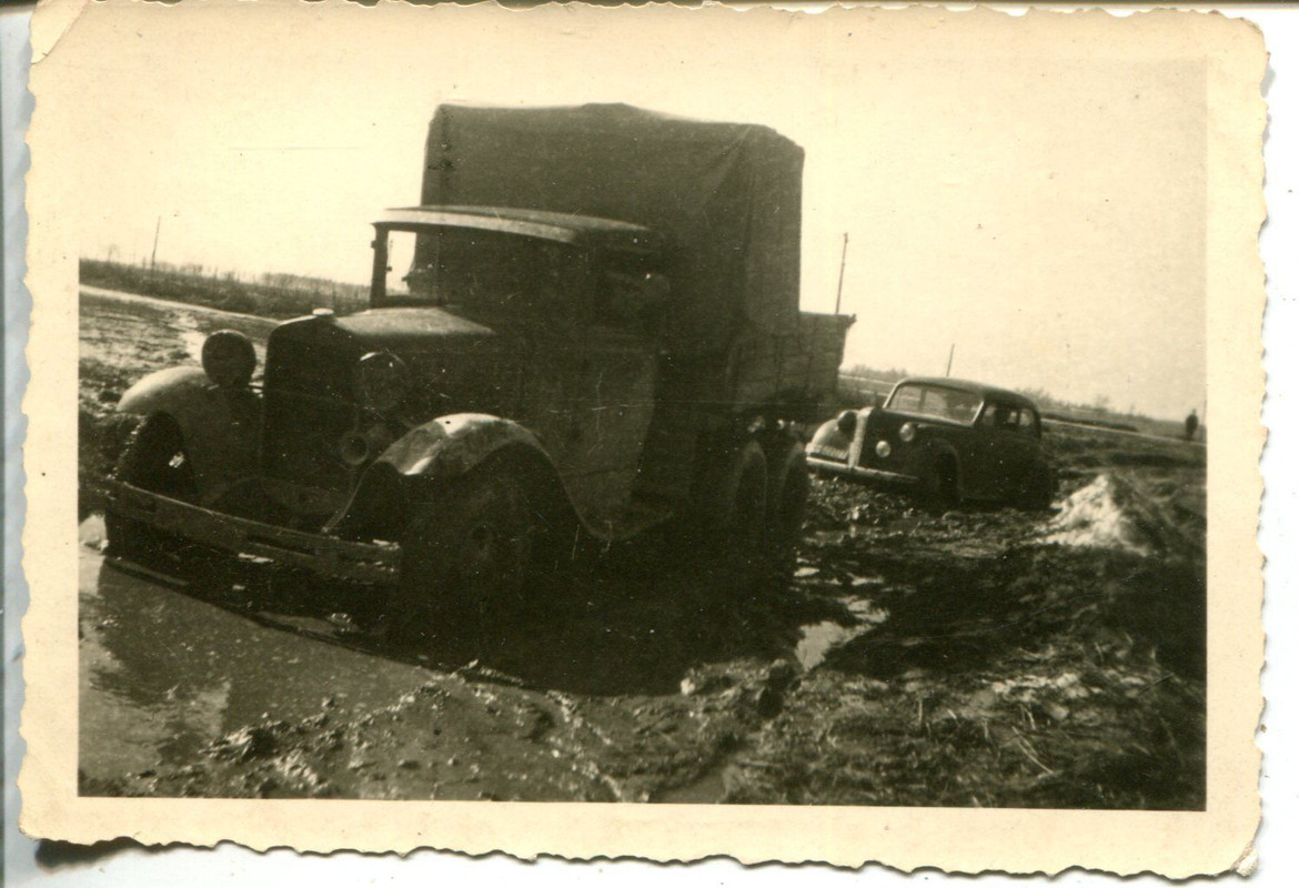 Orig.Foto LKW PKW Kübelwagen Wehrmacht Vormarsch
