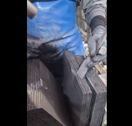 Schieferplatten spalten