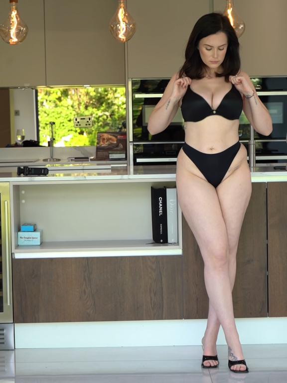 [Image: charlieerose3-3841129806625042059-2026-02-26.jpg]