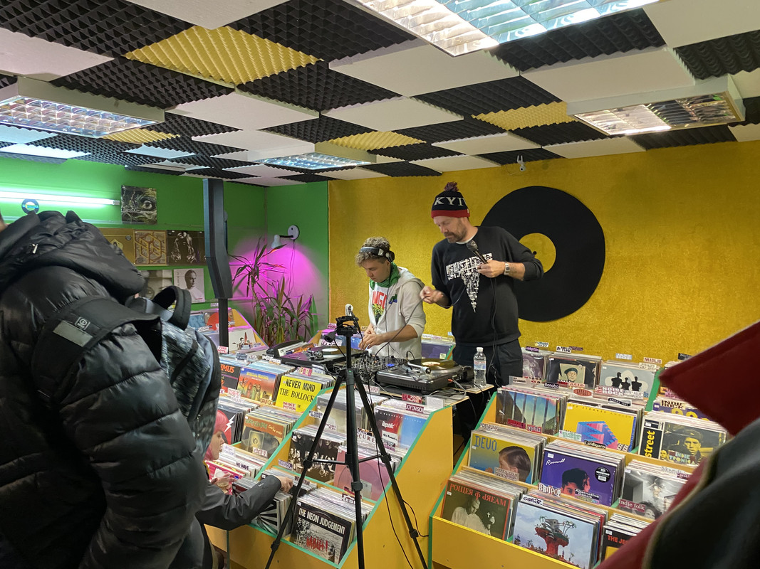 2D95379D-69D4-4698-BB66-85A2489D452F