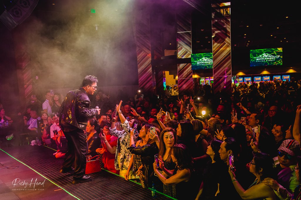 Singer Quach Tuan Du