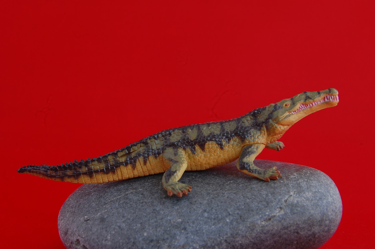 Kaiyodo Dinotales Series 3 Rutiodon No. 062 – 2002