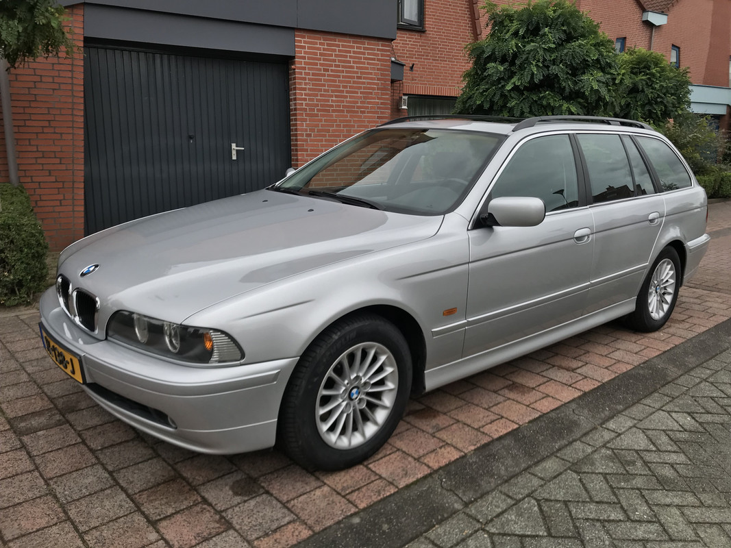 A9DDC4EE-C5AB-4285-93E7-C06F0055AD03