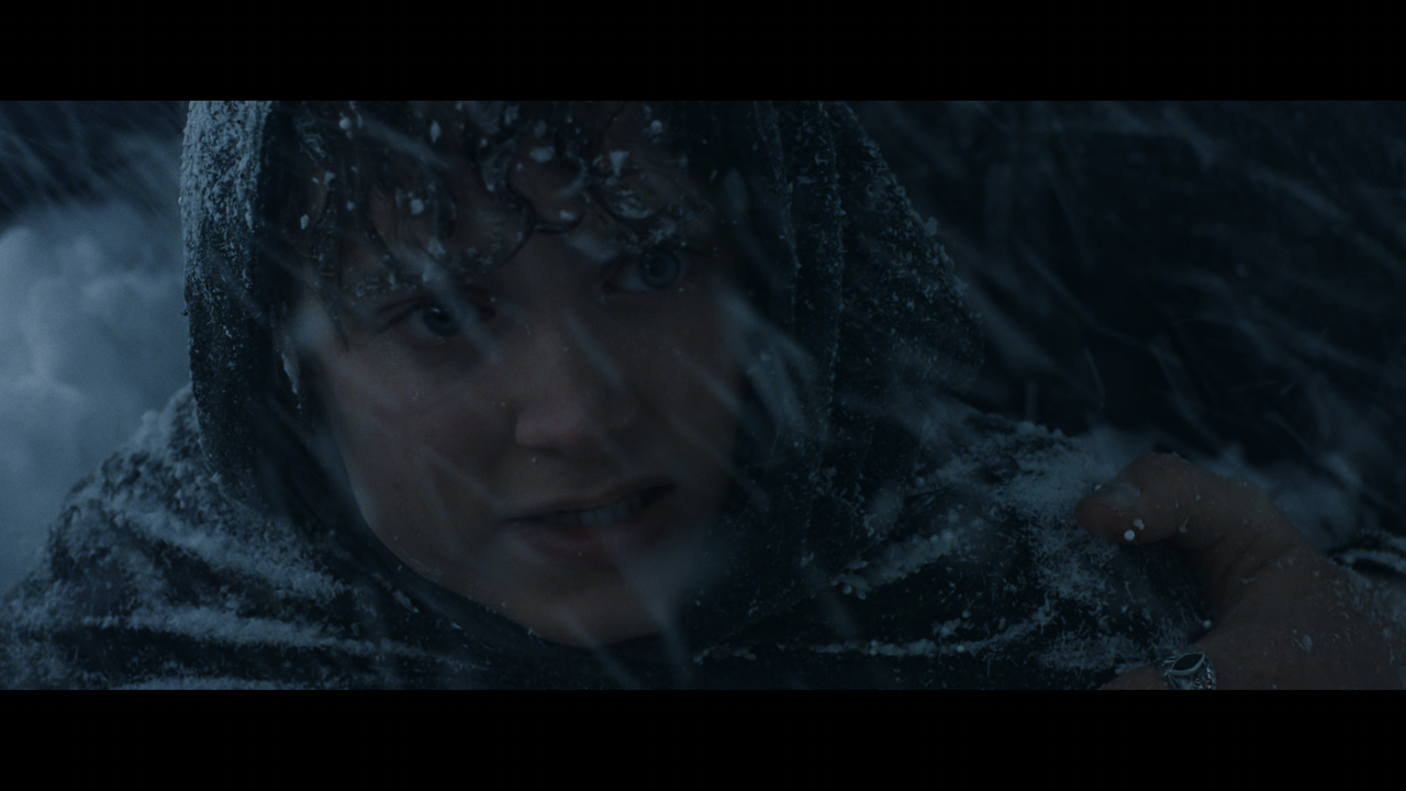 The Lord of the Rings- The Fellowship of the Ring (EXT.).mkv_snapshot_00.12.04_[2020.12.05_22.34.19]