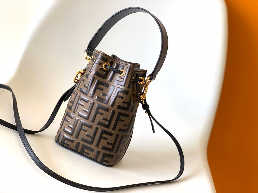 photo-2-2025-12-04-09-21-11