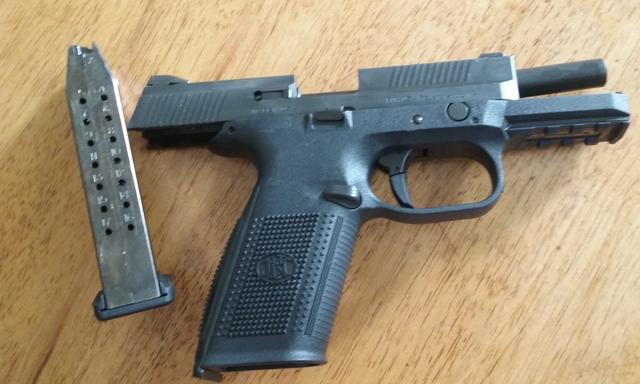 La Caza del Arma del Rifle Accessies for Airsoft Funda Ruger SR9 con la luz Rugar for Glock con el Carril de la antorcha de la Vista del Laser Pistolera NO LOGO L-Yune