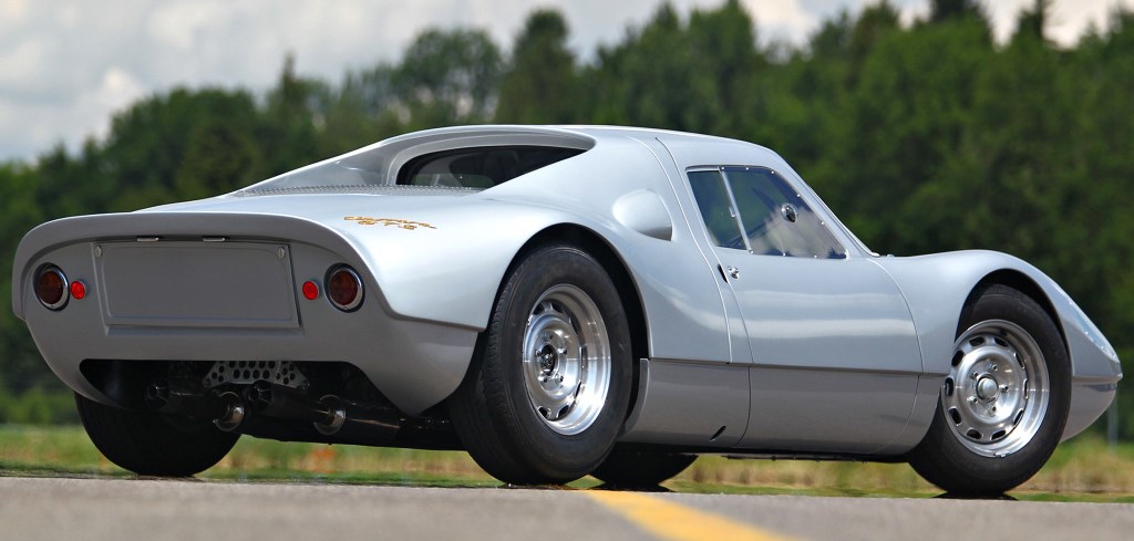 Porsche-904 Carrera GTS