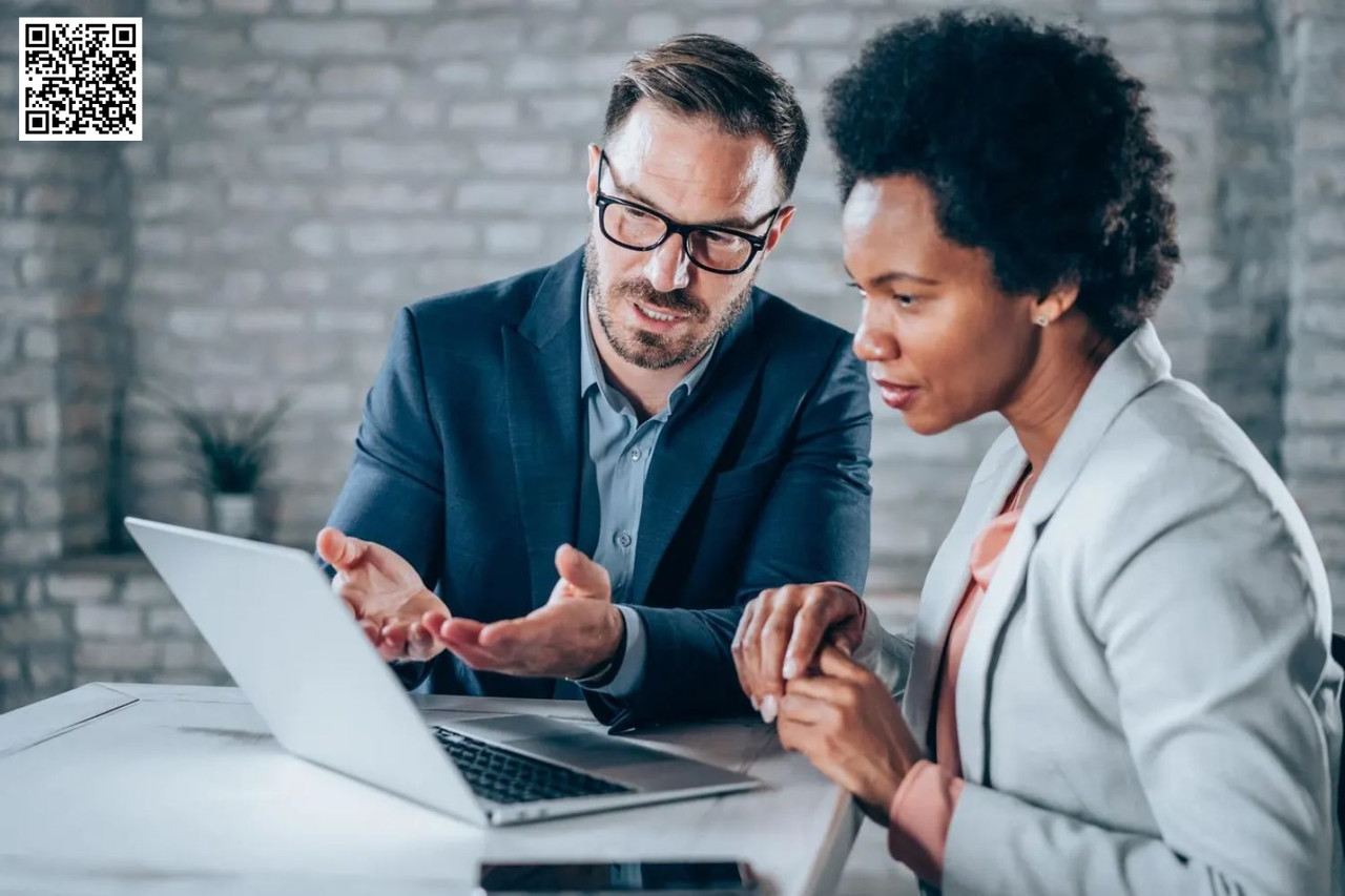 How CFO Services Help Businesses Scale Sustainably?