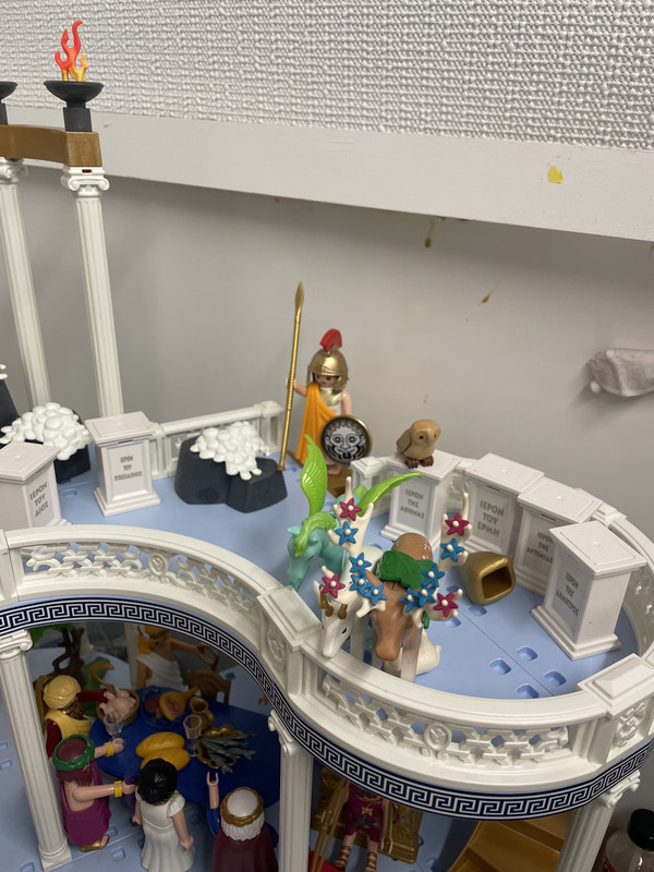 19C53322-30A7-440C-8F1D-08373B1576E8