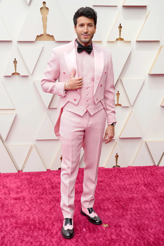 Premios Oscar 2022: Galanura de Sebastián Yatra conquista la alfombra roja