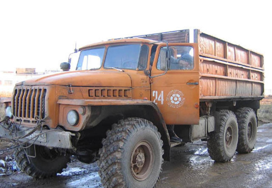 Урал 55571Т (9)