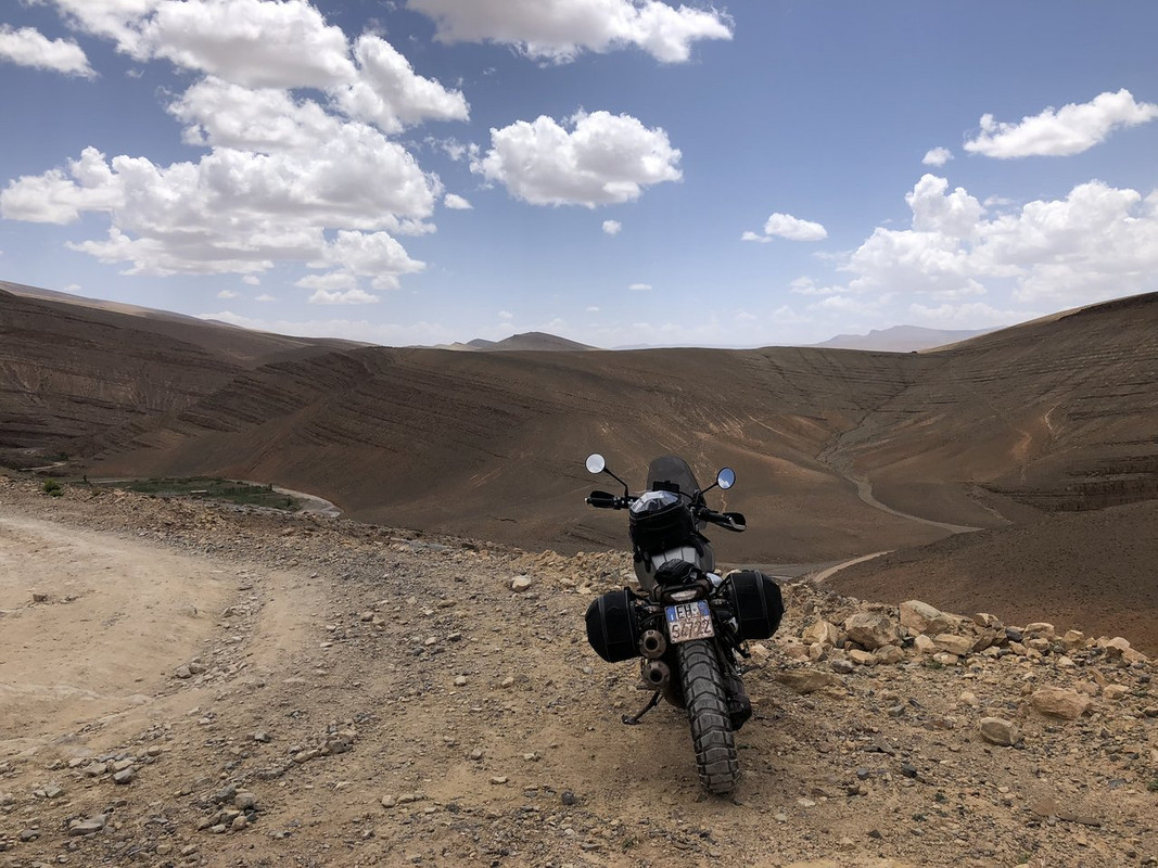 6A2CA4A8-A725-4A72-AB84-CE51DD1929DD