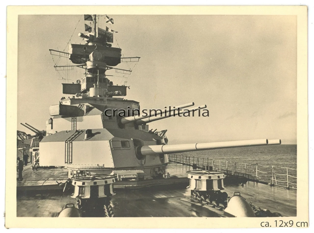 Orig Foto schwere Kreuzer Prinz Eugen Schiff ca 1940 Geschütz Turm C und D (1)