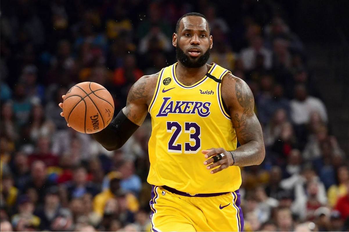 Los Lakers y su plan para evitar el retiro de LeBron James