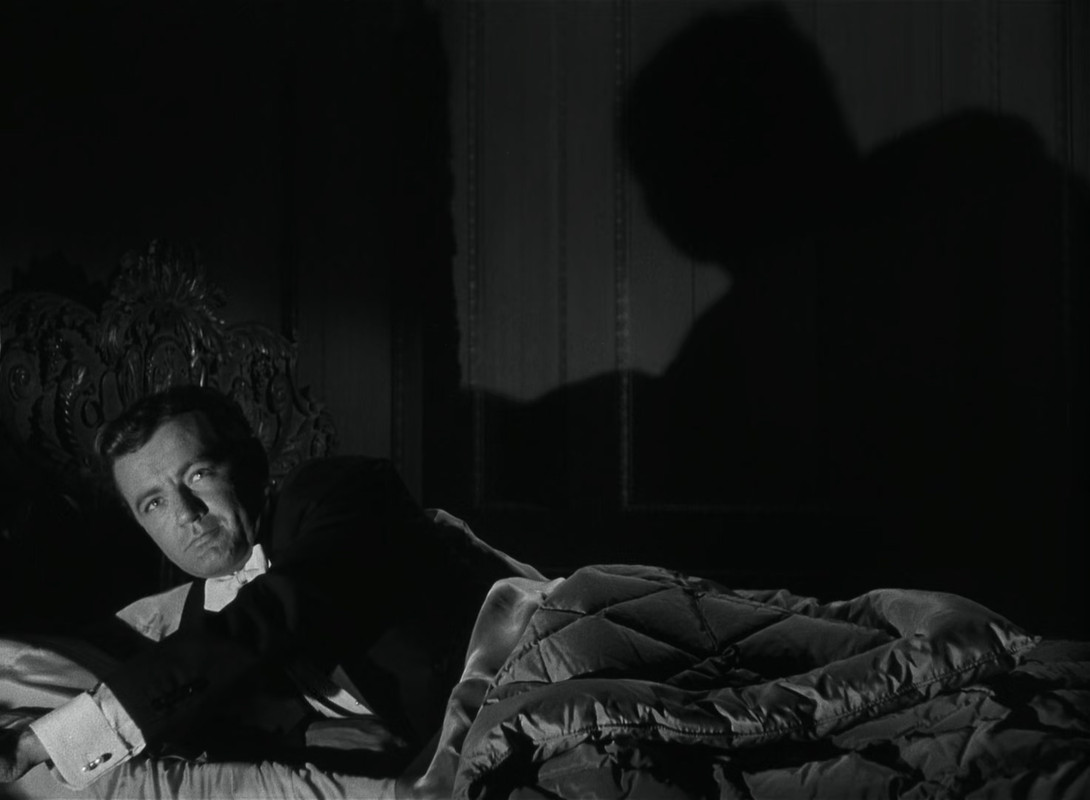 Strangers.on.a.Train.1951.1080p.BluRay.x265-RARBG.mp4_20201227_161922.620