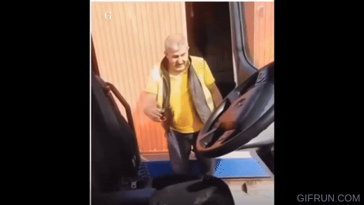 Instant-Regret-Fails-Compilation-Funny-Fails.gif