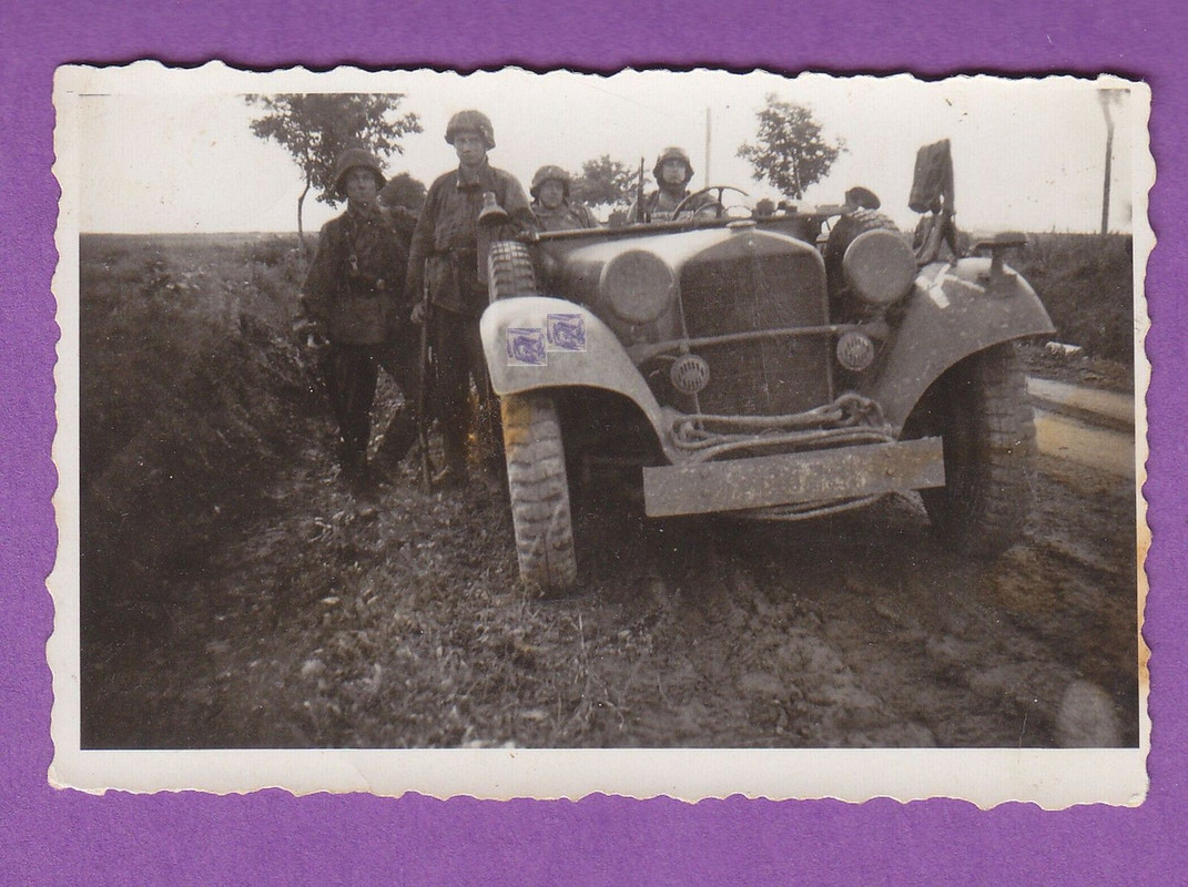 Foto 2WK Elite XX Lastwagen Kübelwagen