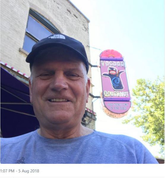 franklin-graham-outside-voodoo-doughnuts