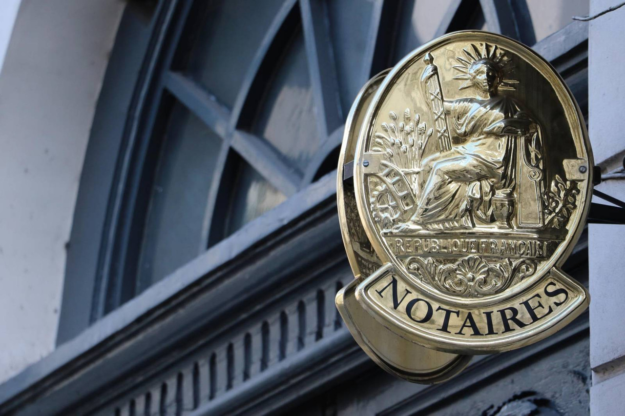 Étude de cas : Veille juridique et pré-rédaction d'actes pour Notaire