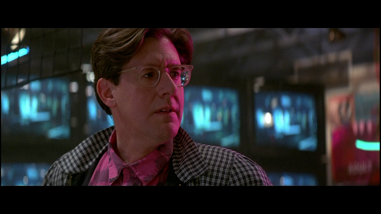 The Lost Boys (1987) (1080p BDRemux)[SS]24