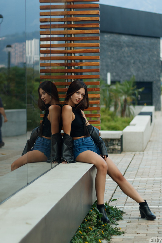 full_001_1549152222390211