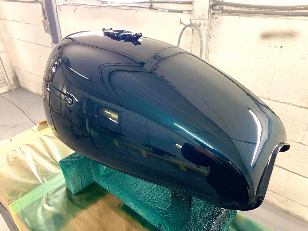 829C04DF-9AF3-47ED-B2B6-8C6F92197DE0