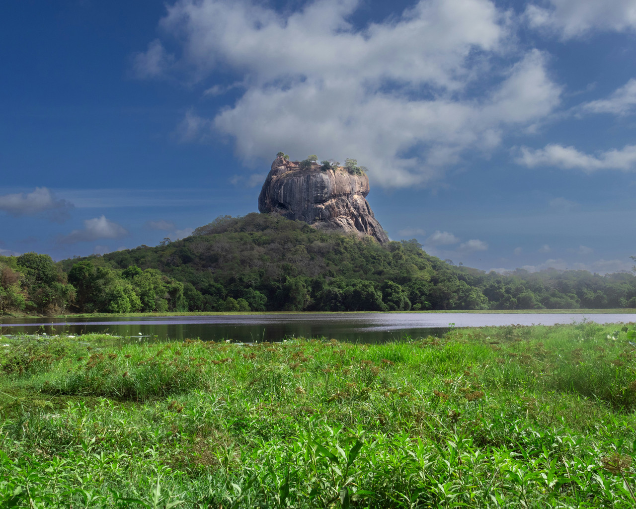 Sigiriya Rock Fortress day tour transport service in Sri Lanka