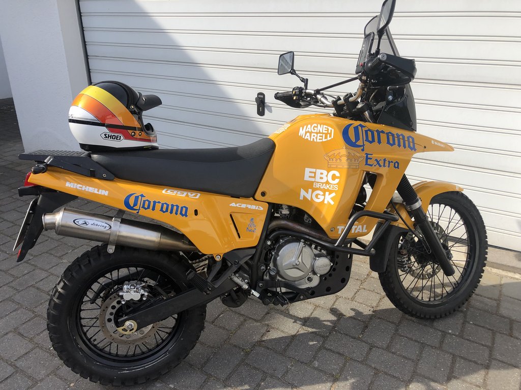 14685066-3358-4055-92EB-67DAF3F9132B