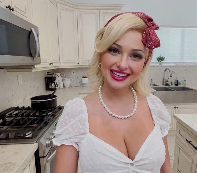 50s Housewife Sextape 5