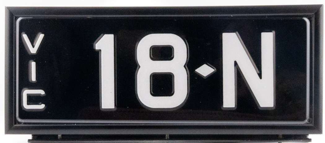 Swiss Signature Plate 18 N