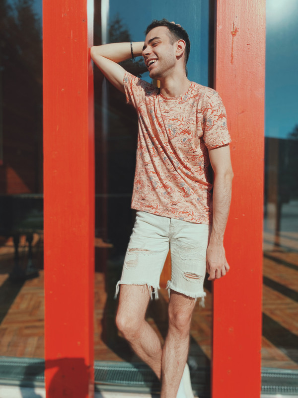 F2F29EBF-08BA-46B5-B483-30ACF641119A