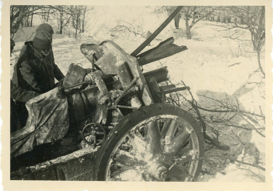 PAK Geschütz Artillerie Russland Winterkampf Foto1