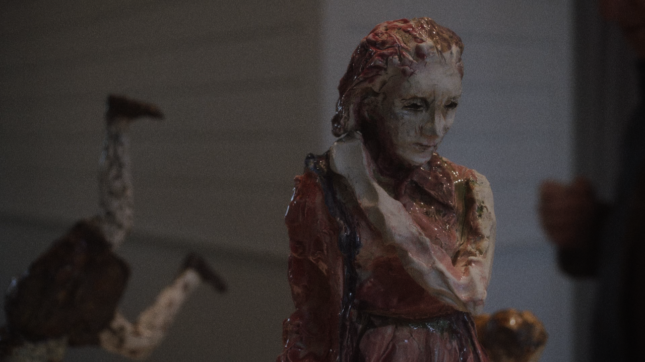 Showing.Up.2023.2160p.WEB-DL.HDR.DV.HEVC-Нечипорук.mkv_snapshot_01.27.41.089