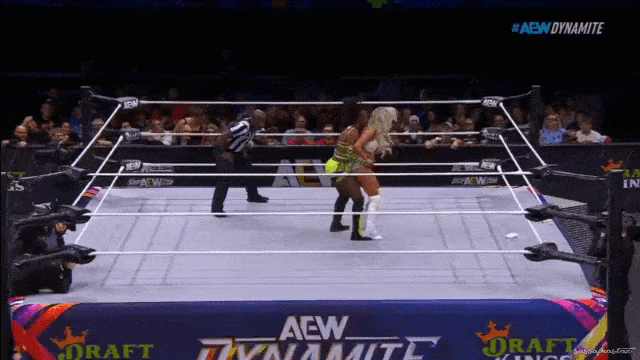 aew_20240911_may_v_animata1