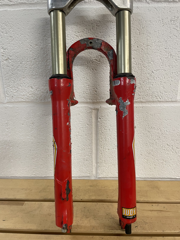 E69221AB-D943-48EE-AF40-2D5B37566805