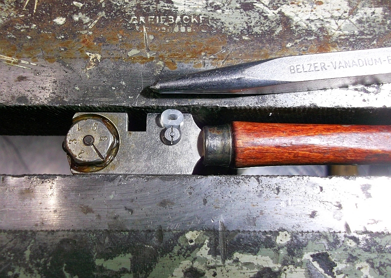 [Bild: DAT-Umlenkrollen-Richtvorrichtung-DIY-006.jpg]