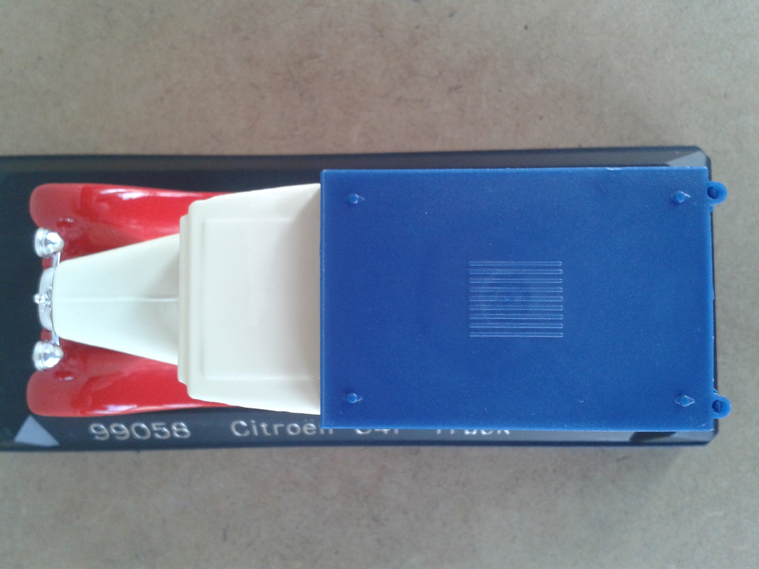 1931 Citroën C4F Camión “Pepsi” (Solido) (12)