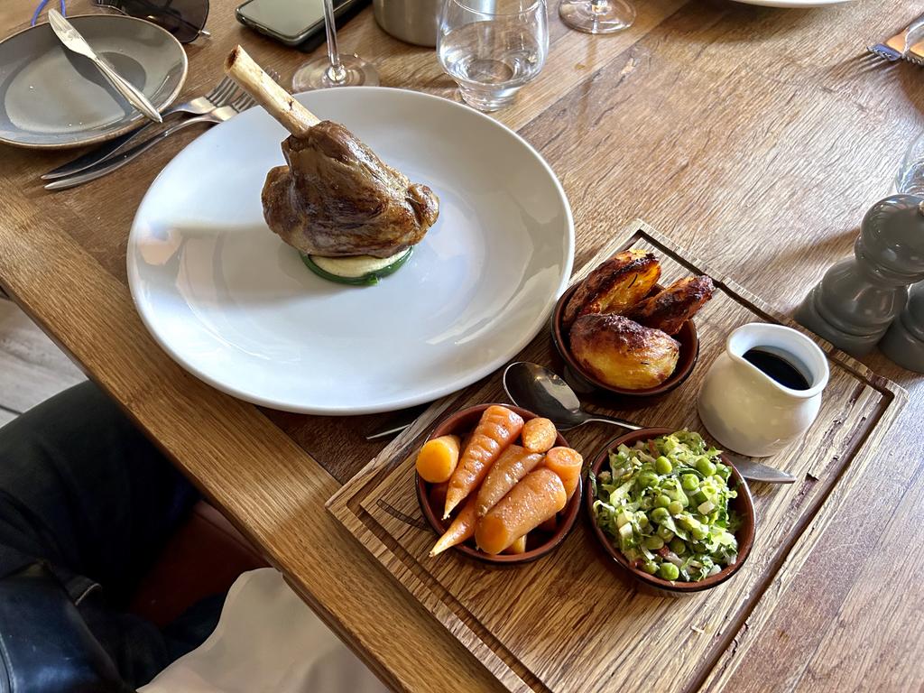 Пёстрая лента. Путешествие по сельским дорогам Англии в мае 2025 г.