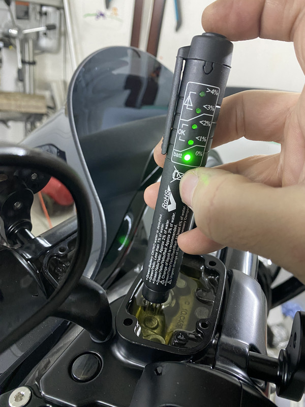 DDC3CF60-A651-46C8-972E-8766560FA6BA