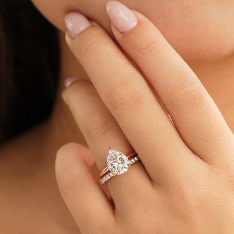 Trends in Engagement Rings: What's Popular in 2024?